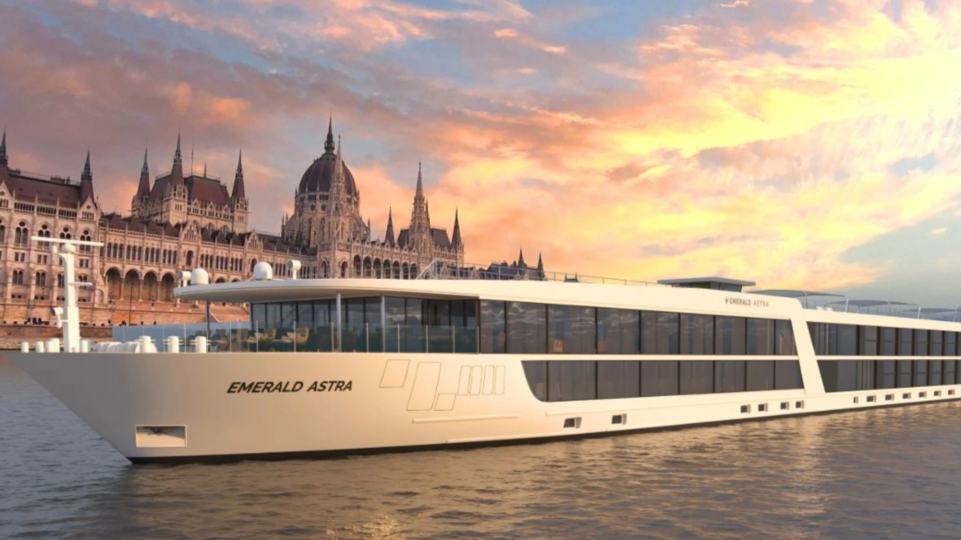 Crucero Emerald Astra al atardecer