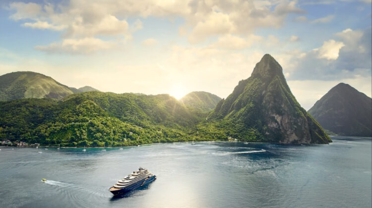 Evrima llegando a Santa Lucía en el Caribe